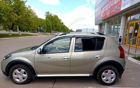 Renault Sandero I, 2013 год, 800 000 рублей, 3 фотография