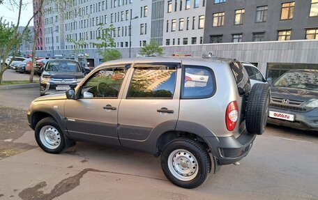 Chevrolet Niva I рестайлинг, 2015 год, 555 000 рублей, 19 фотография