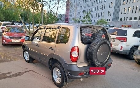 Chevrolet Niva I рестайлинг, 2015 год, 555 000 рублей, 18 фотография