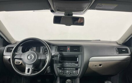 Volkswagen Jetta VI, 2013 год, 1 090 000 рублей, 13 фотография
