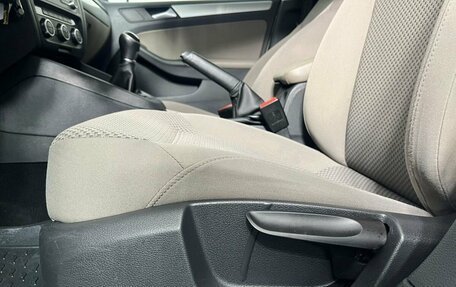Volkswagen Jetta VI, 2013 год, 1 090 000 рублей, 17 фотография