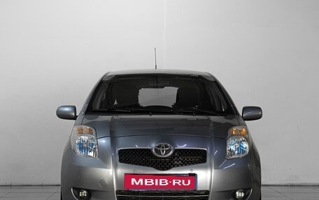 Toyota Yaris III рестайлинг, 2007 год, 729 000 рублей, 3 фотография