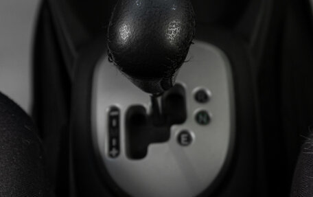 Toyota Yaris III рестайлинг, 2007 год, 729 000 рублей, 14 фотография