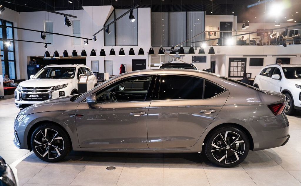 Skoda Octavia, 2024 год, 3 200 000 рублей, 8 фотография