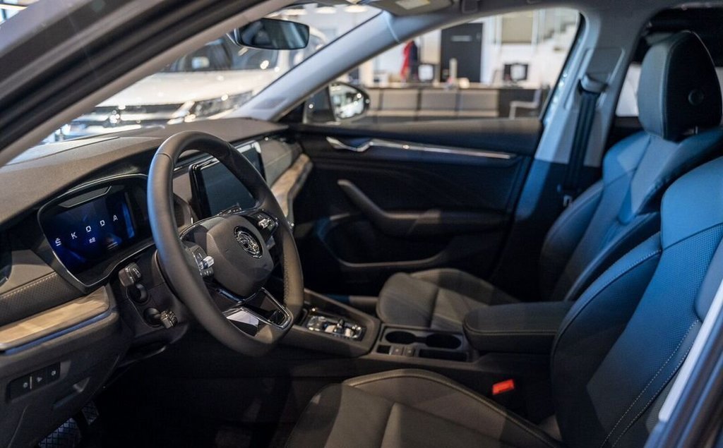 Skoda Octavia, 2024 год, 3 200 000 рублей, 14 фотография
