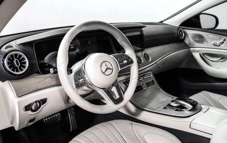 Mercedes-Benz CLS, 2019 год, 5 250 000 рублей, 12 фотография