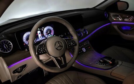 Mercedes-Benz CLS, 2019 год, 5 250 000 рублей, 21 фотография