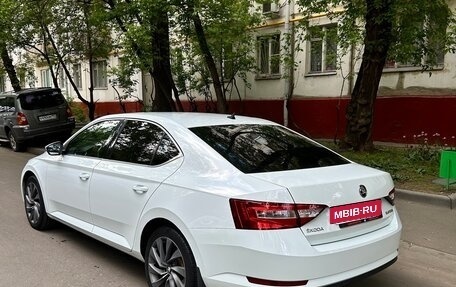 Skoda Superb III рестайлинг, 2015 год, 1 850 000 рублей, 9 фотография