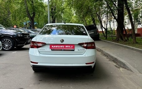 Skoda Superb III рестайлинг, 2015 год, 1 850 000 рублей, 8 фотография