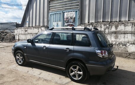 Mitsubishi Outlander III рестайлинг 3, 2003 год, 545 000 рублей, 7 фотография