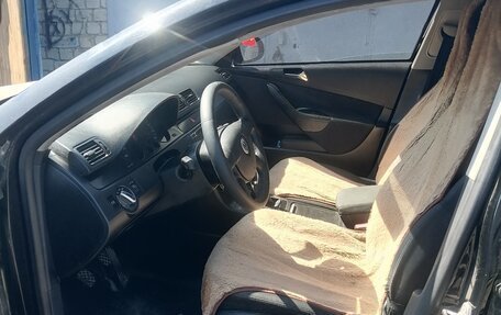 Volkswagen Passat B6, 2005 год, 690 000 рублей, 8 фотография