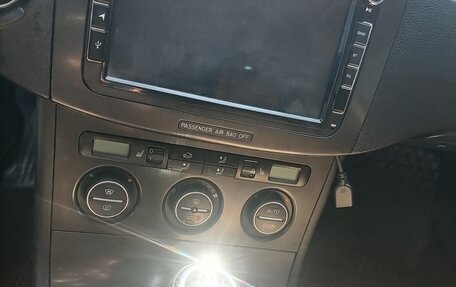 Volkswagen Passat B6, 2005 год, 690 000 рублей, 12 фотография
