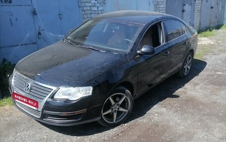 Volkswagen Passat B6, 2005 год, 690 000 рублей, 14 фотография