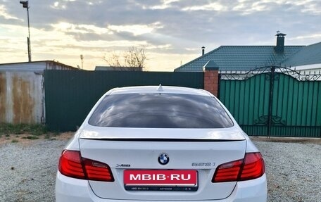 BMW 5 серия, 2012 год, 1 650 000 рублей, 4 фотография