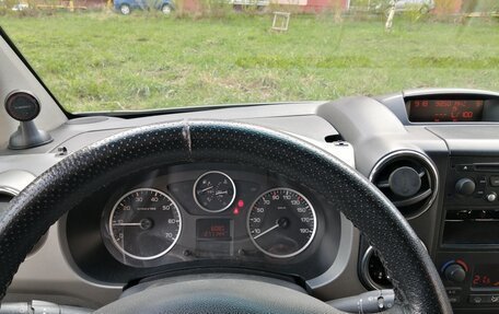 Peugeot Partner II рестайлинг 2, 2011 год, 700 000 рублей, 11 фотография