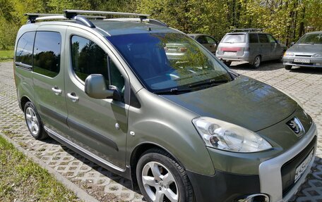Peugeot Partner II рестайлинг 2, 2011 год, 700 000 рублей, 16 фотография