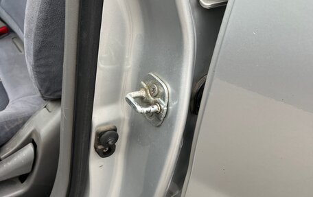 Nissan Tino, 1999 год, 395 000 рублей, 18 фотография