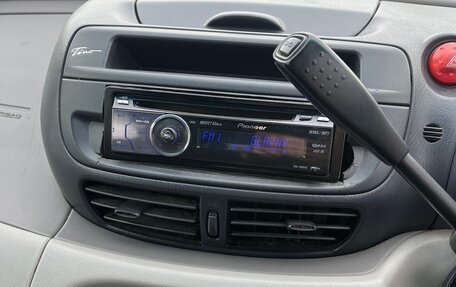 Nissan Tino, 1999 год, 395 000 рублей, 40 фотография