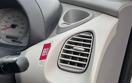 Nissan Tino, 1999 год, 395 000 рублей, 39 фотография