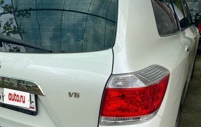 Toyota Highlander III, 2011 год, 1 950 000 рублей, 1 фотография