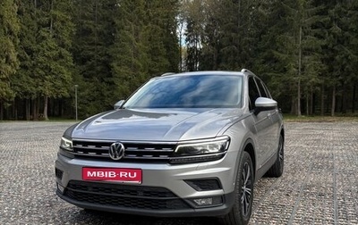 Volkswagen Tiguan II, 2018 год, 2 290 000 рублей, 1 фотография