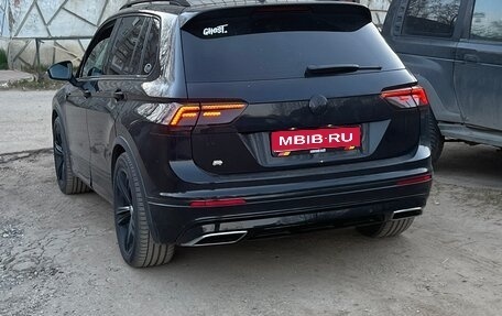 Volkswagen Tiguan II, 2018 год, 3 050 000 рублей, 1 фотография