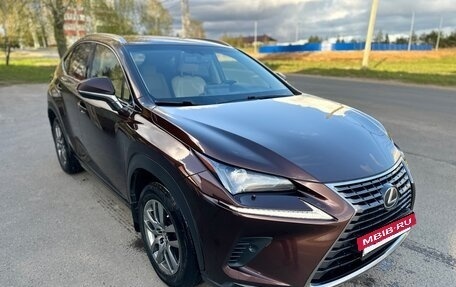 Lexus NX I, 2018 год, 2 400 000 рублей, 2 фотография
