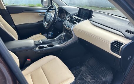 Lexus NX I, 2018 год, 2 400 000 рублей, 10 фотография