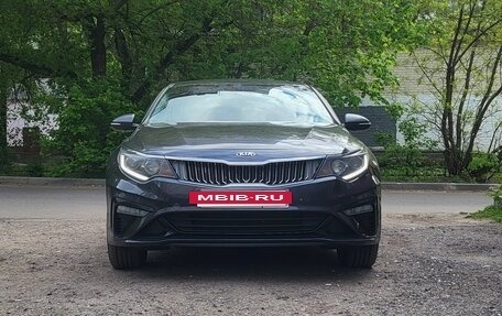 KIA Optima IV, 2019 год, 1 990 000 рублей, 2 фотография
