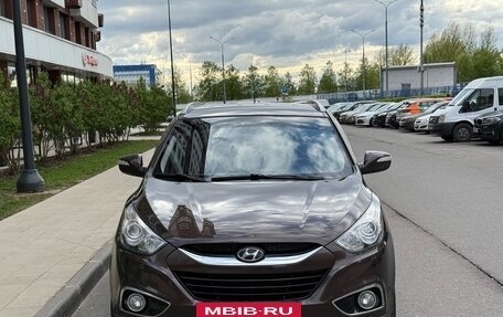 Hyundai ix35 I рестайлинг, 2013 год, 1 250 000 рублей, 2 фотография