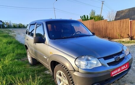 Chevrolet Niva I рестайлинг, 2009 год, 465 000 рублей, 6 фотография