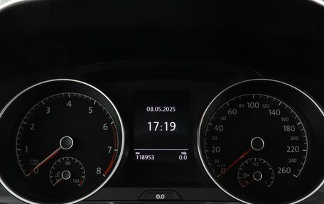 Volkswagen Golf VII, 2018 год, 1 897 000 рублей, 11 фотография