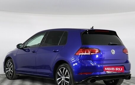 Volkswagen Golf VII, 2018 год, 1 897 000 рублей, 7 фотография