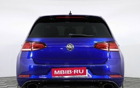 Volkswagen Golf VII, 2018 год, 1 897 000 рублей, 6 фотография