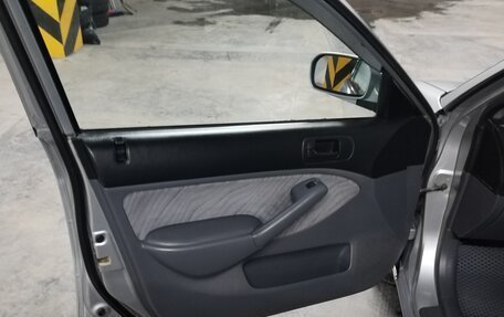 Honda Civic Ferio III, 2001 год, 470 000 рублей, 16 фотография