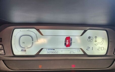 Citroen C4 Picasso II рестайлинг, 2014 год, 950 000 рублей, 8 фотография