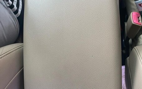 Toyota Highlander III, 2011 год, 1 950 000 рублей, 29 фотография