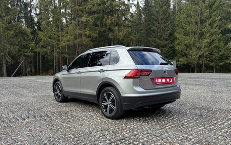 Volkswagen Tiguan II, 2018 год, 2 290 000 рублей, 7 фотография