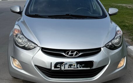 Hyundai Avante, 2011 год, 1 200 000 рублей, 2 фотография