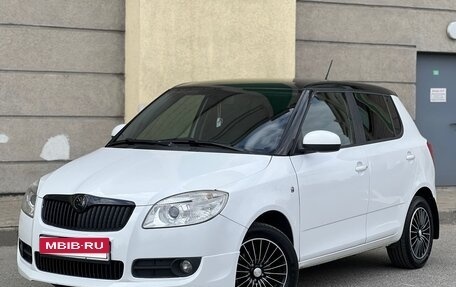 Skoda Fabia II, 2014 год, 930 000 рублей, 2 фотография