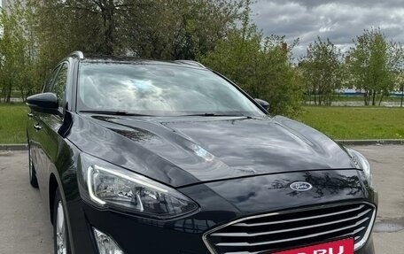 Ford Focus III, 2017 год, 1 450 000 рублей, 2 фотография