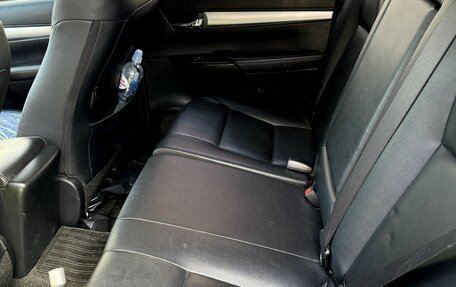 Toyota Hilux VIII, 2016 год, 2 250 000 рублей, 6 фотография