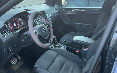Volkswagen Tiguan II, 2018 год, 3 050 000 рублей, 10 фотография