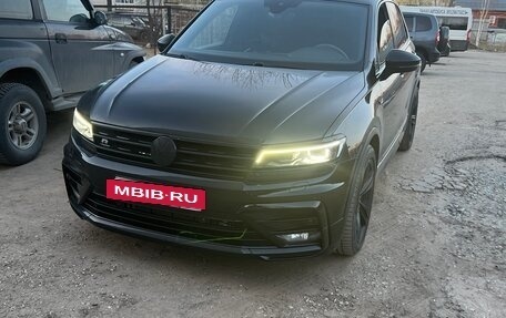 Volkswagen Tiguan II, 2018 год, 3 050 000 рублей, 3 фотография