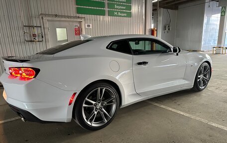 Chevrolet Camaro VI, 2022 год, 4 050 000 рублей, 6 фотография
