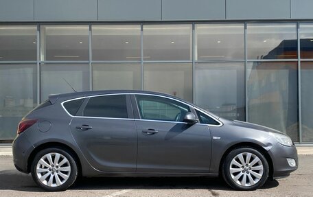 Opel Astra J, 2011 год, 594 000 рублей, 3 фотография