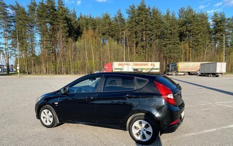 Hyundai Solaris II рестайлинг, 2014 год, 850 000 рублей, 2 фотография