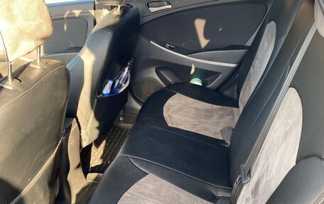 Hyundai Solaris II рестайлинг, 2014 год, 850 000 рублей, 8 фотография