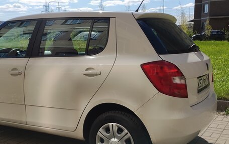 Skoda Fabia II, 2011 год, 360 000 рублей, 4 фотография