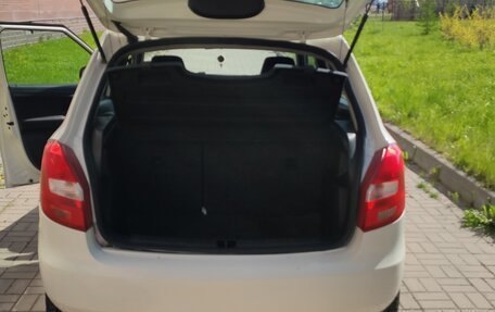Skoda Fabia II, 2011 год, 360 000 рублей, 10 фотография